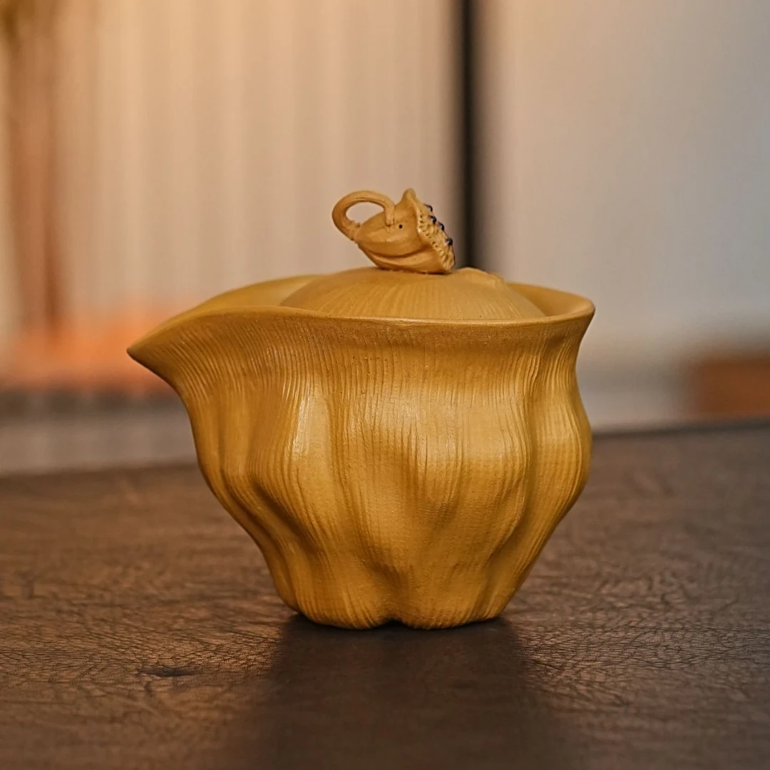 宜兴紫砂黄金段泥手工制作莲花莲蓬手抓壶紫砂壶 103