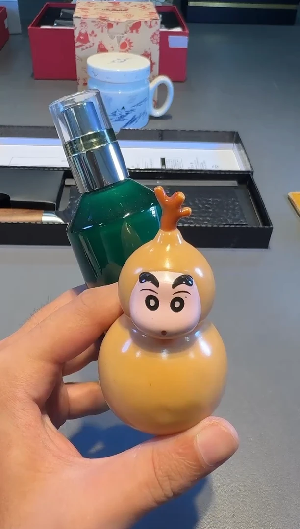 H RY名品折扣名品折扣名品折扣