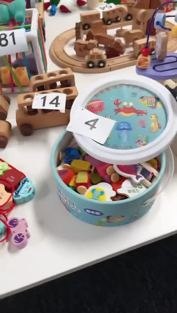 木桶装木制钓鱼玩具