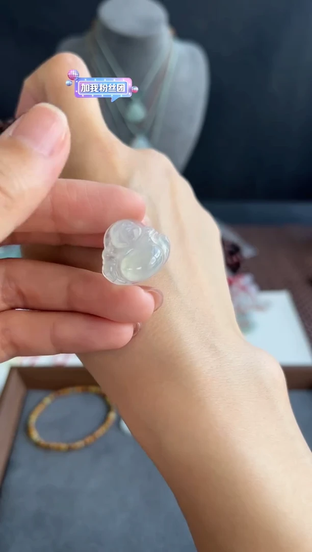 翡翠未镶嵌吊坠(不含链)705买断
