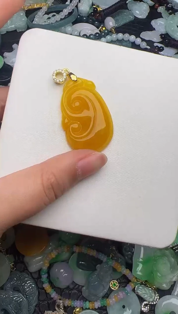 翡翠未镶嵌颈饰天然缅甸翡翠吊坠