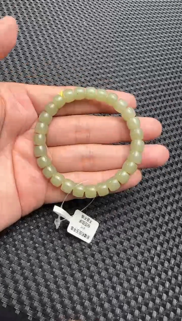 未镶嵌手串和田玉若羌黄口手串卡7x8  有裂有棉