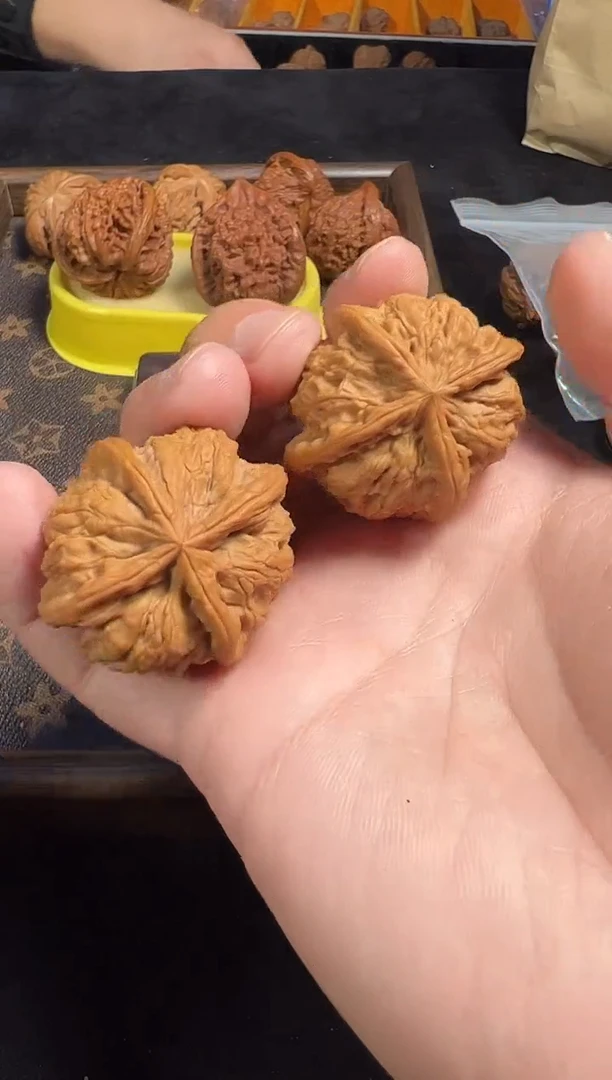 把件核桃41尺38尺全品雨花石四棱