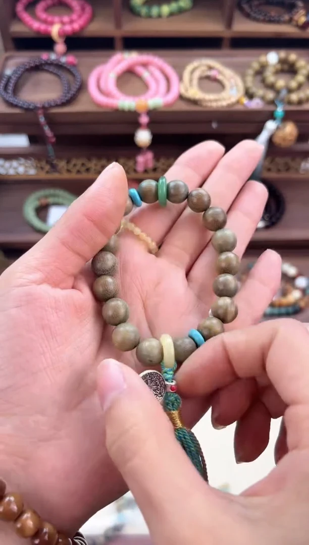 【闪购商品】维腊木（绿檀）手串/手链绿檀1.0单圈带流苏手串