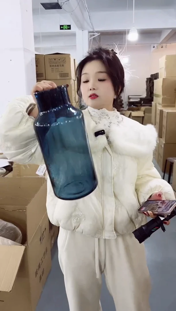 【闪购商品】玻璃私花主义花瓶微瑕-W3NE