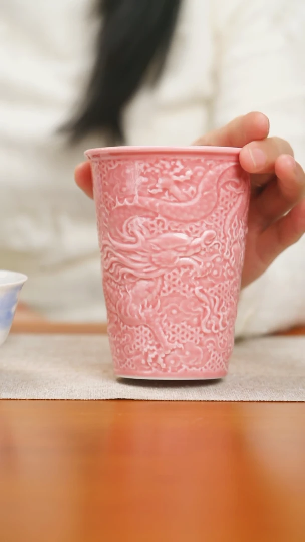 【闪购商品】景德镇正春堂浮雕龙纹可乐杯