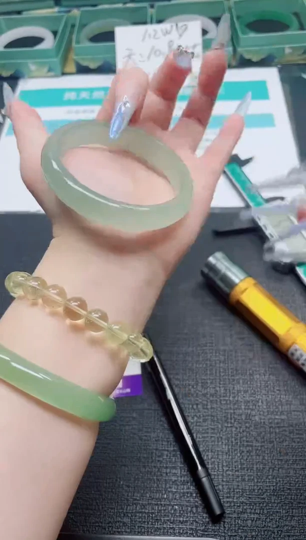 未镶嵌手镯石英质玉302-60