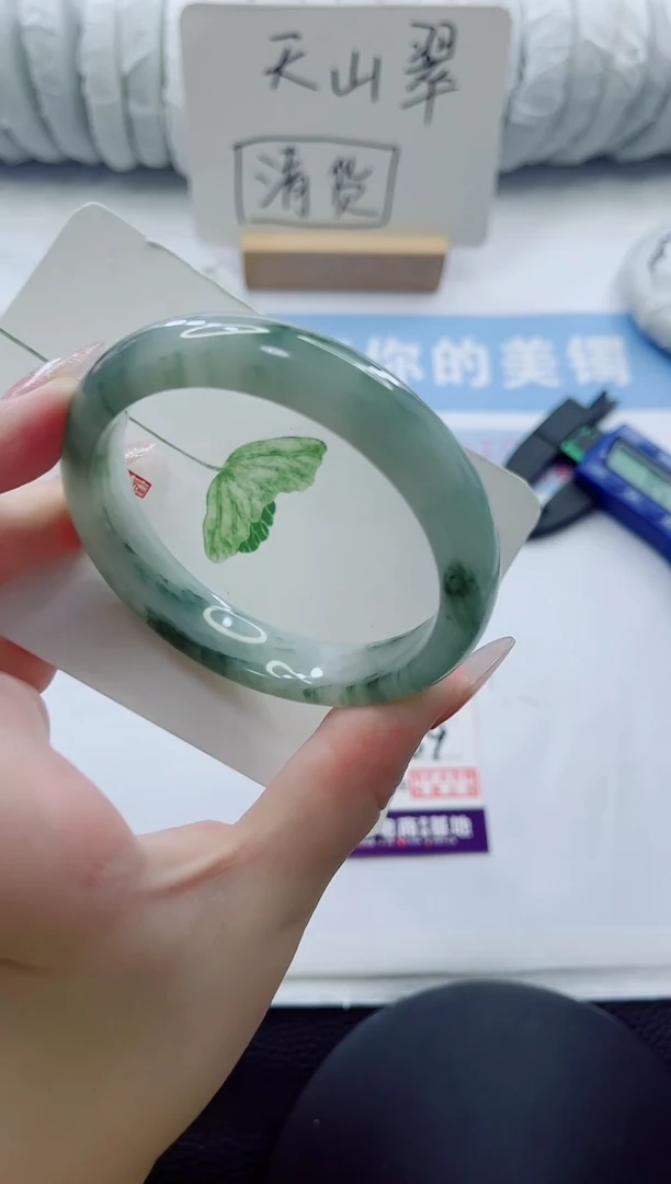 未镶嵌手镯石英质玉多样性发货C69