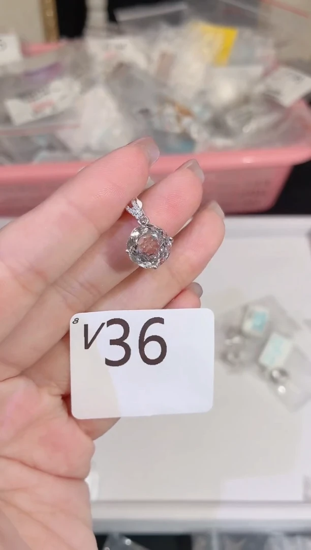 颈饰银S925镶嵌水晶多样性发一V36