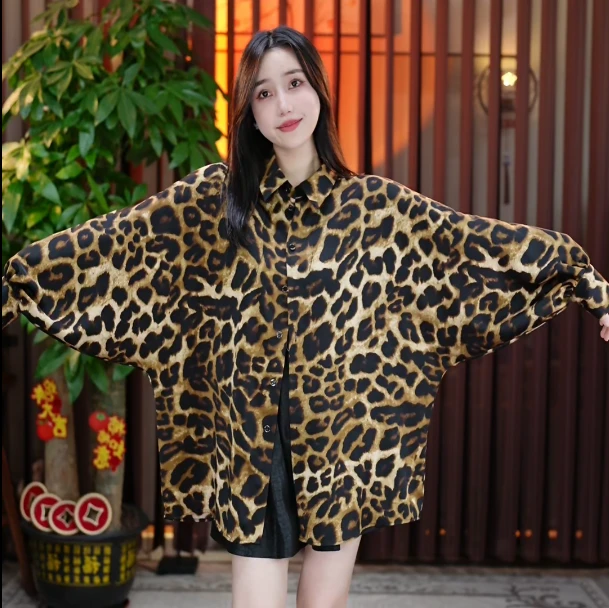 【禧禧家定制】蝙蝠袖花豹纹衬衣J25054