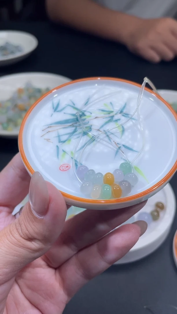 翡翠未镶嵌颈饰@*恩翡翠净货