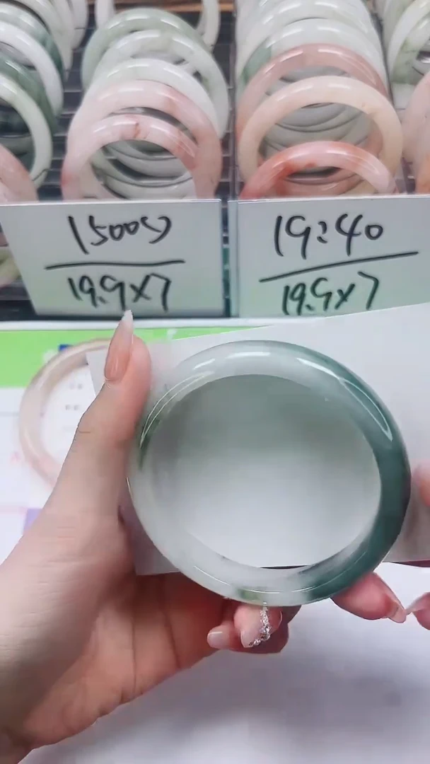 【闪购商品】石英质玉手镯合金A91-60/61