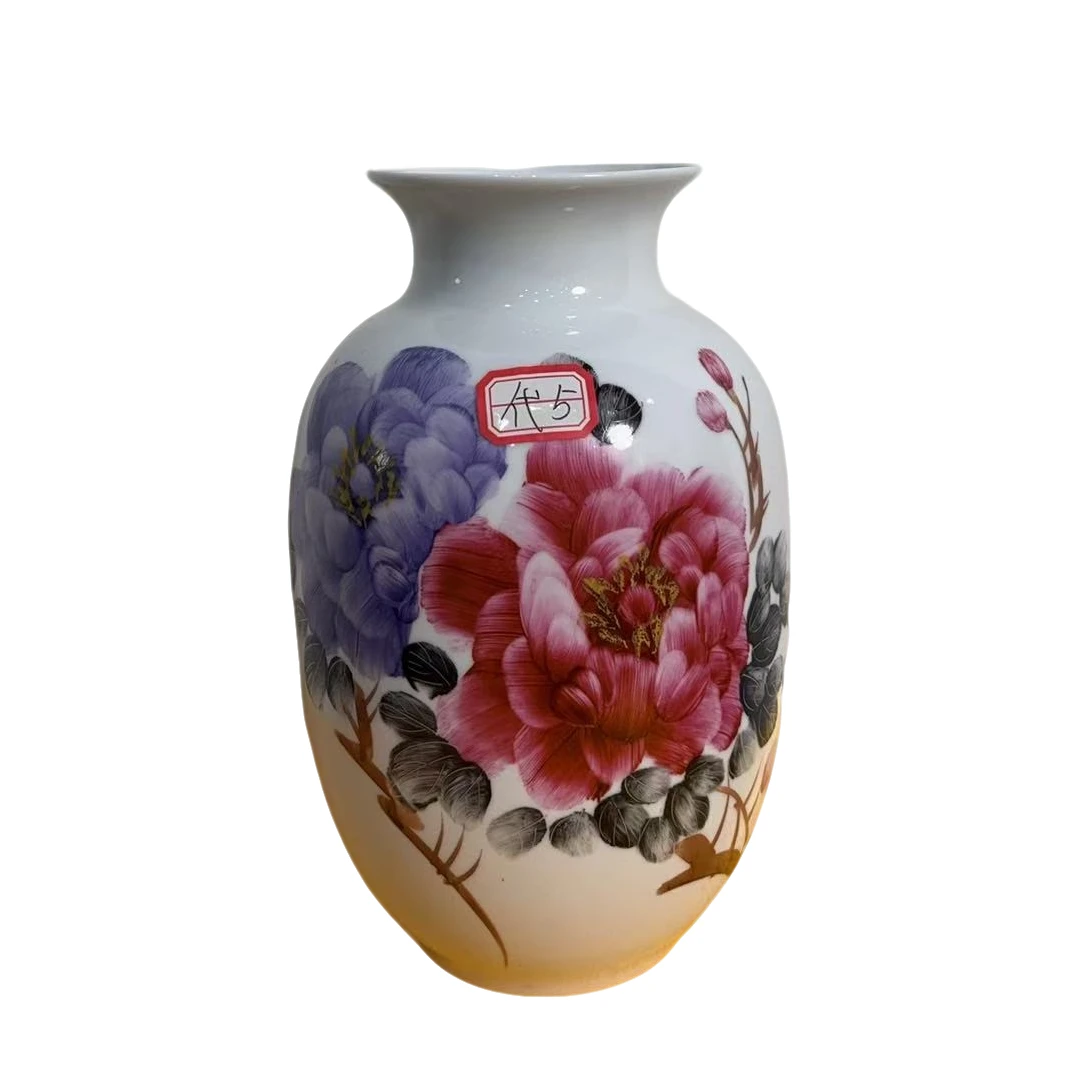 景德镇牡丹花冬瓜瓶#5