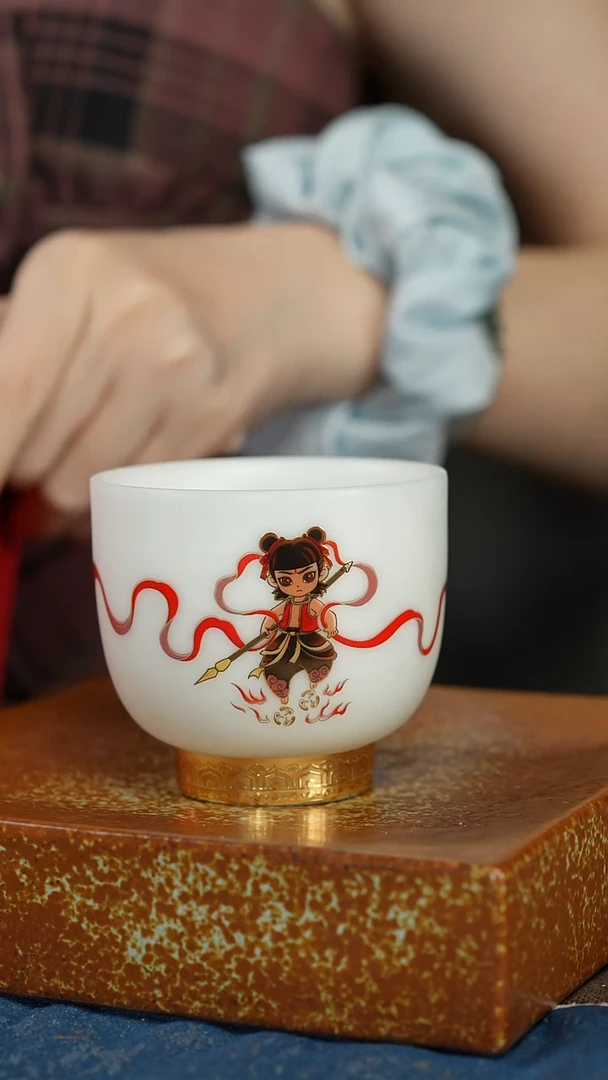 杯陶瓷【羊脂玉哪吒魔童高脚杯】【礼盒装】