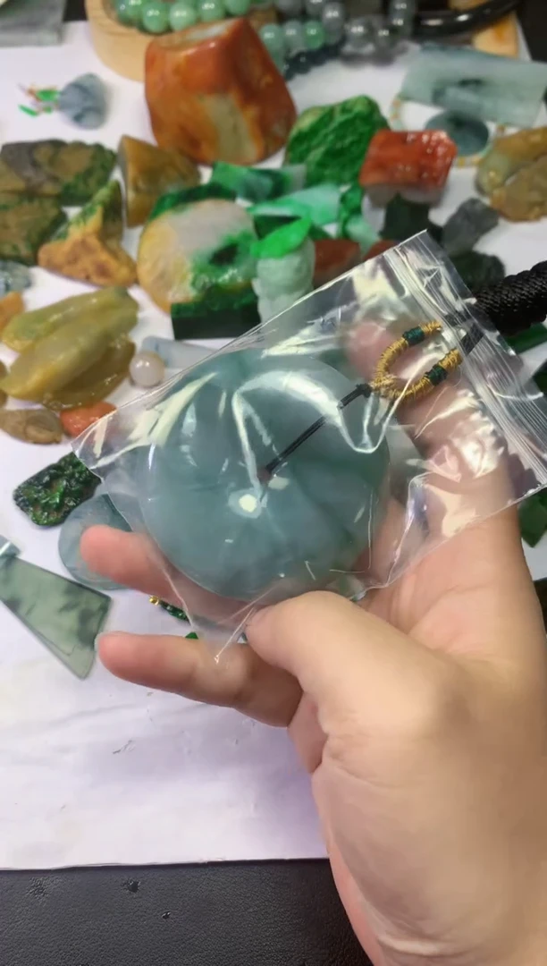 颈饰未镶嵌翡翠请***哥157天然翡翠