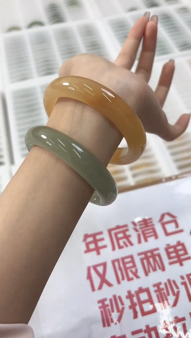 未镶嵌手镯石英质玉34-59HU