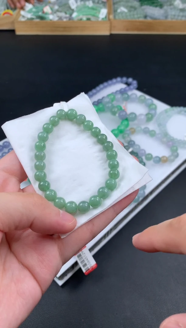 未镶嵌定制翡翠翡翠