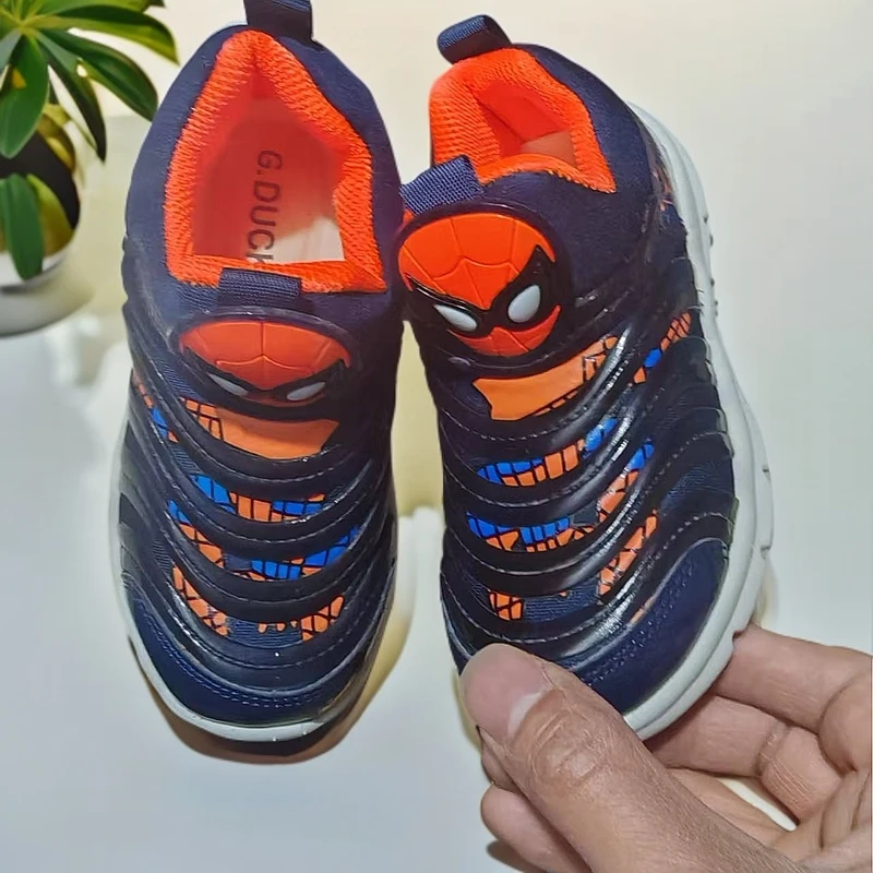 102儿童男女宝春季毛毛虫鞋