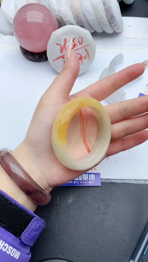 【闪购商品】石英质玉手镯未镶嵌G100+53/54