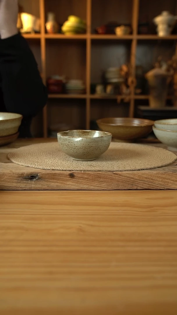 福利奶奶系列的5英寸手捏花边茶碗1个