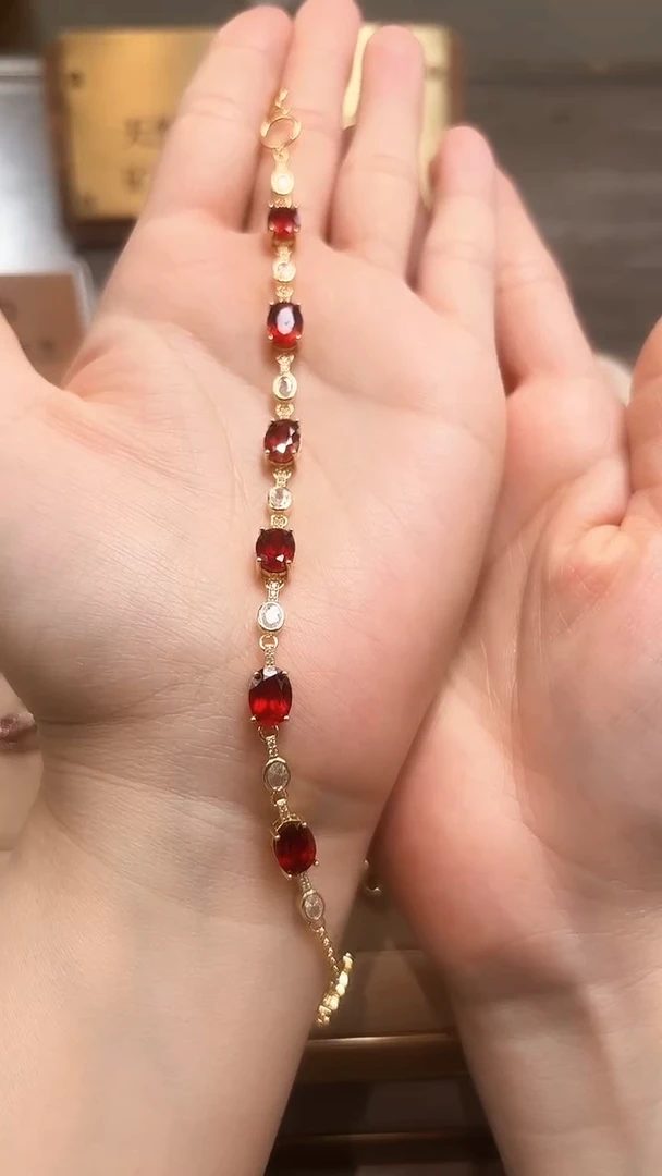 【闪购商品】石榴石手链银S925镶嵌09