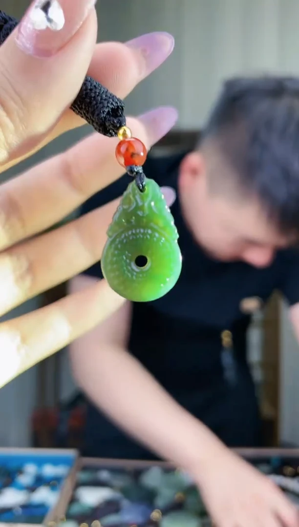 和田玉未镶嵌挂件拍一发一，多样性发货！