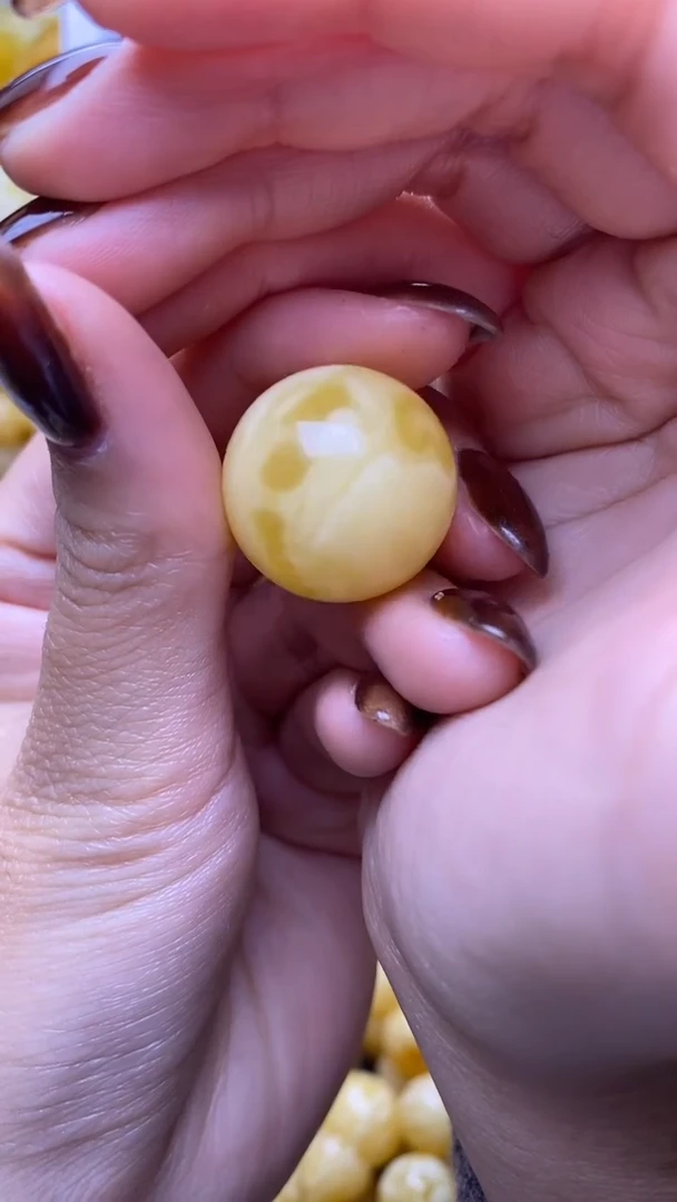 【闪购商品】琥珀裸石未镶嵌蜜蜡.32