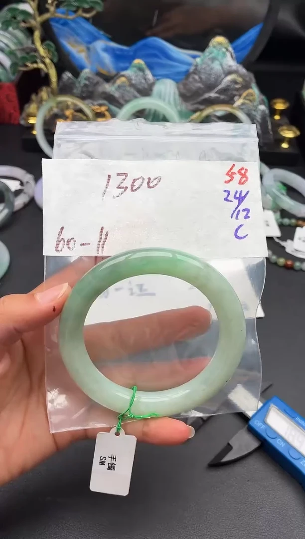 未镶嵌定制翡翠毛货需精细抛光多样性发1件58