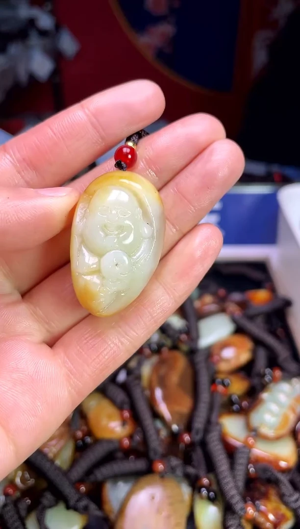 【闪购商品】和田玉颈饰未镶嵌1