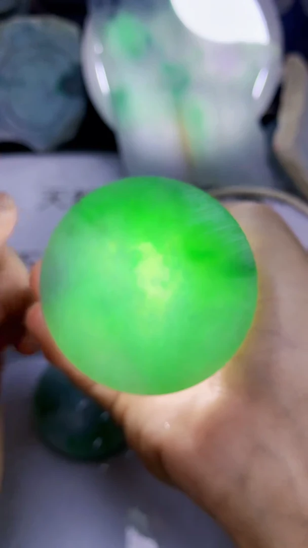 翡翠裸石缅甸天然A货翡翠Q7624