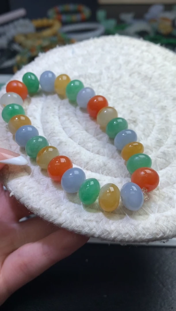 未镶嵌定制翡翠小**子毛货 卡10