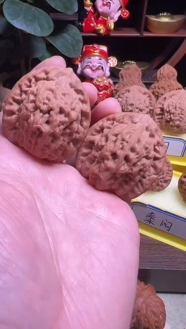 把件文玩核桃磕尖金公子42