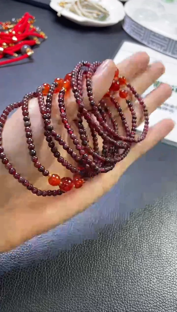未镶嵌手粗石榴石手串多样性发一件