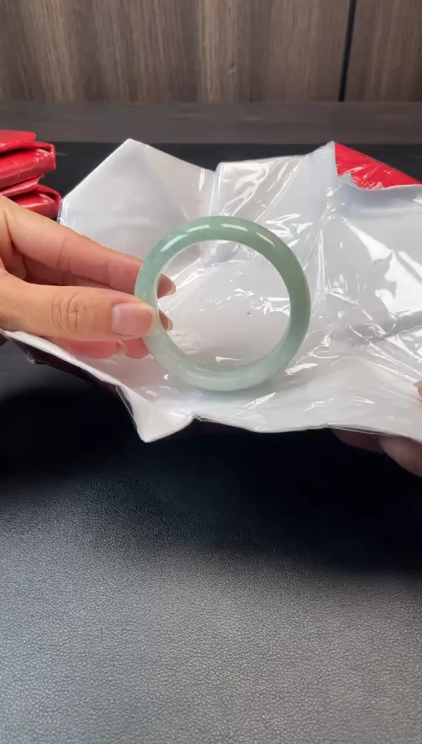 未镶嵌手镯翡翠331