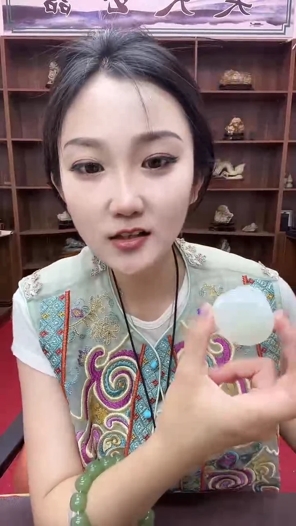 岫玉未镶嵌吊坠吊坠拍一发一