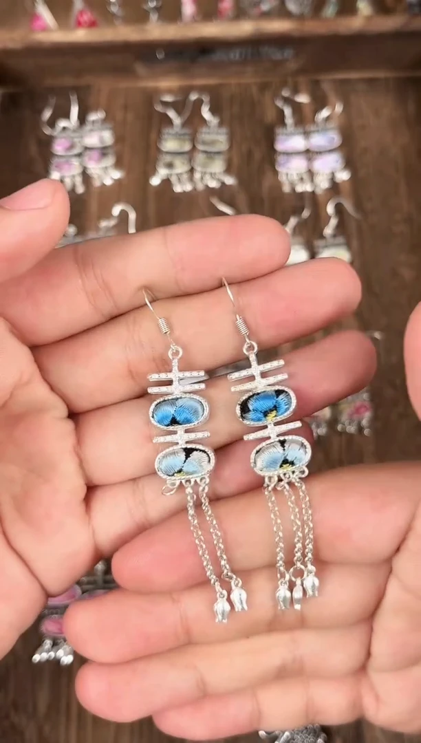 织绣民族风非遗老绣饰品450