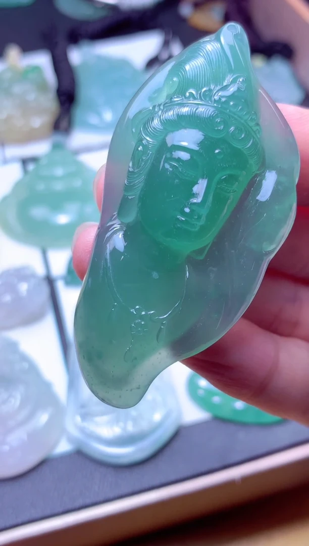 颈饰未镶嵌翡翠天然A货翡翠