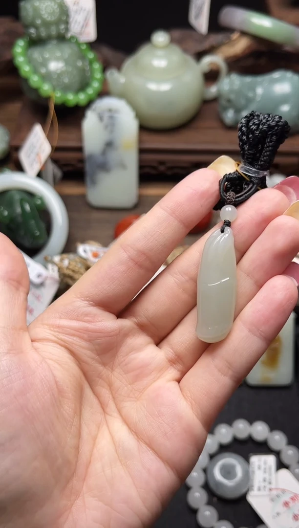 和田玉未镶嵌吊坠(不含链)且末青白 竹节80252