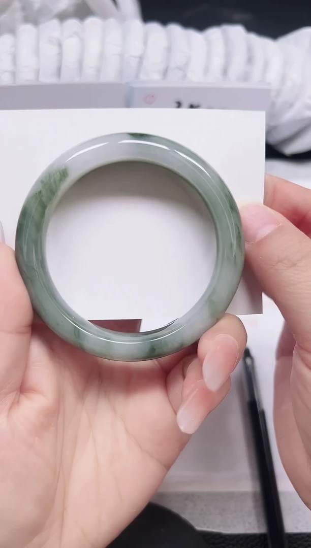 未镶嵌手镯石英质玉69-55.8