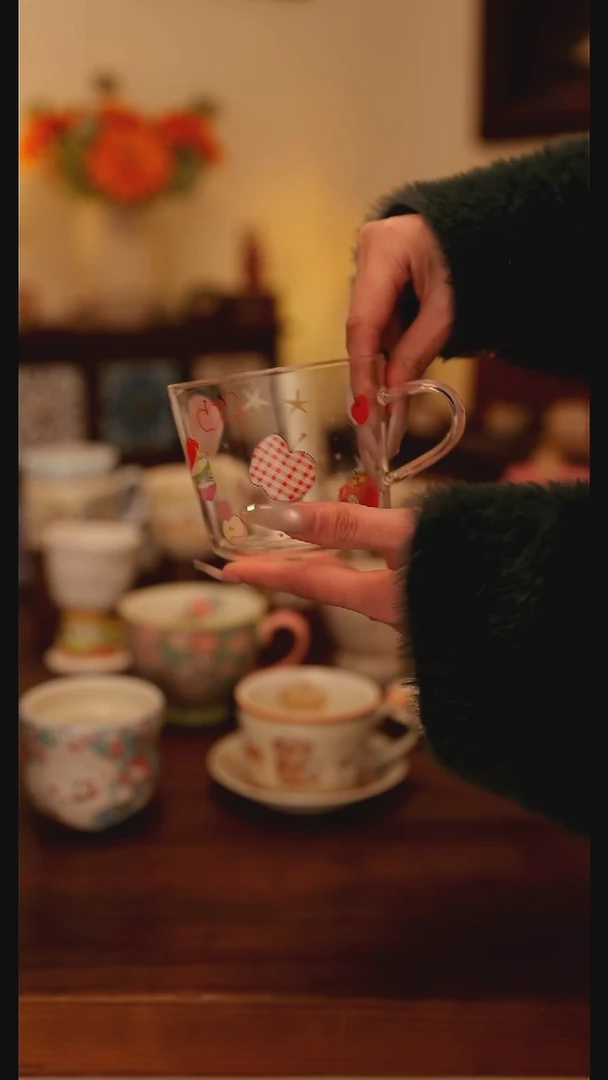 陶瓷手柄款阿满玻璃杯  苹果