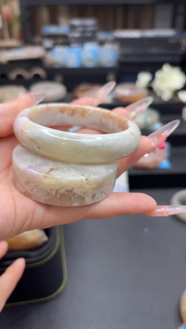 未镶嵌手镯石英质玉327(60圈赠送镯心)