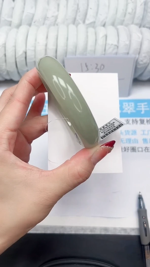 未镶嵌手镯石英质玉119-58DK