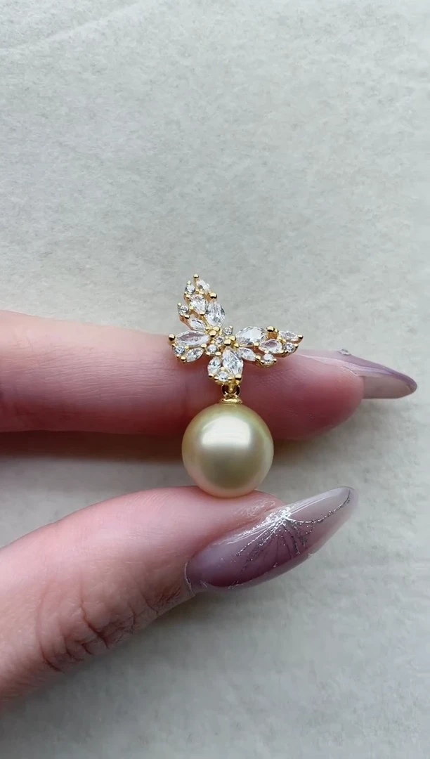 【闪购商品】海水珍珠吊坠银S925镶嵌78