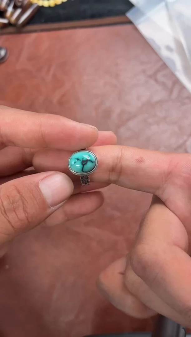银S925镶嵌绿松石戒指噶玛珠宝 银S925