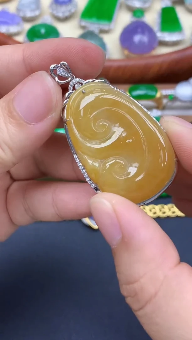 颈饰18K金镶嵌翡翠414-中国好珍宝