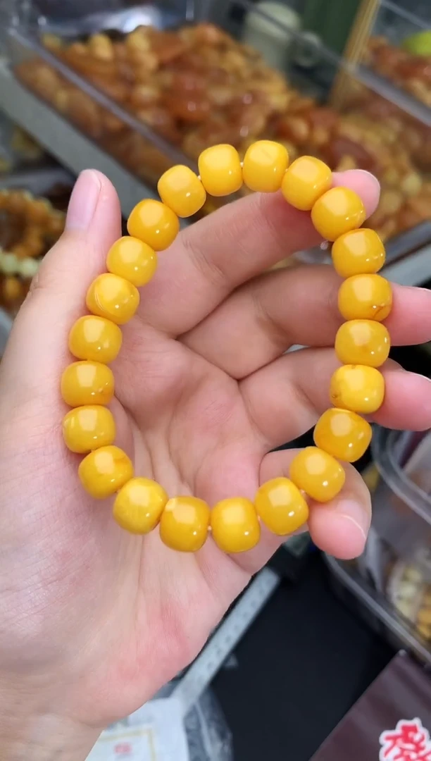 蜜蜡未镶嵌珠宝奇石48