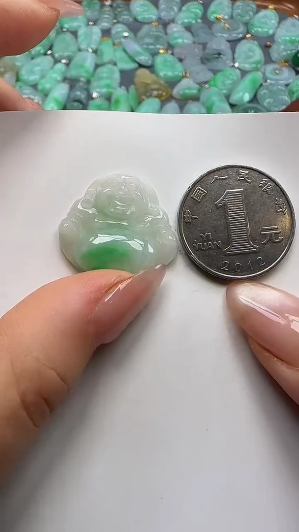 翡翠未镶嵌吊坠(不含链)佛公