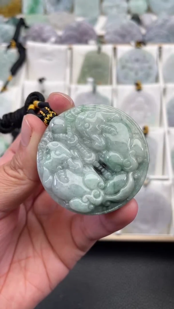 颈饰未镶嵌翡翠天然缅甸翡翠A货113