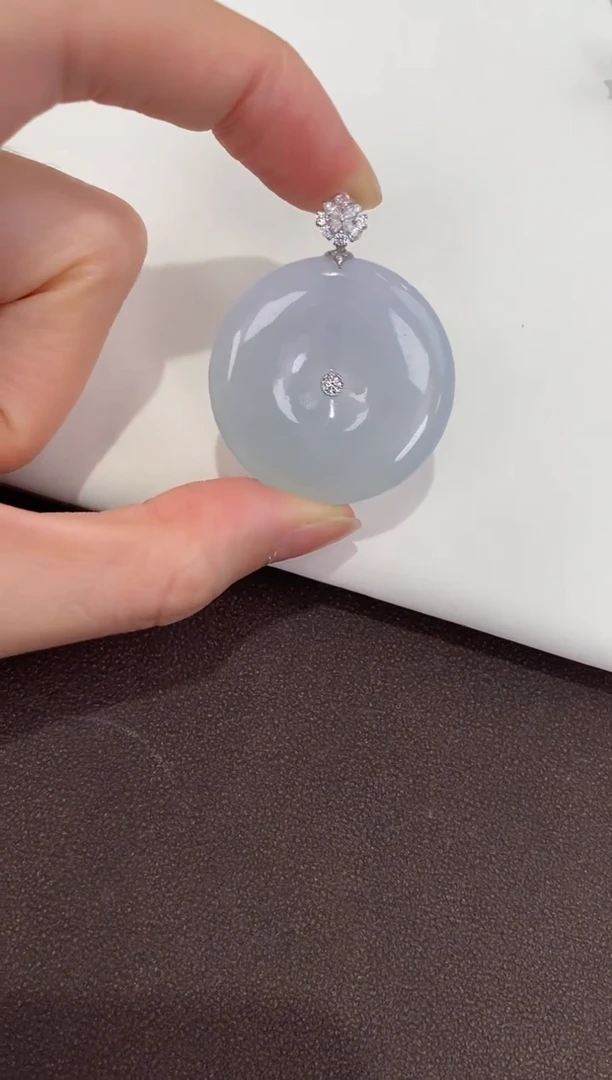 翡翠18K金镶嵌吊坠(赠链)天然缅甸A货翡翠