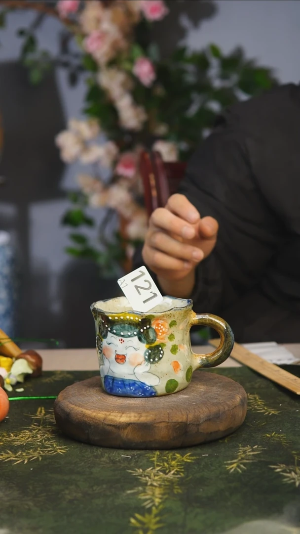 【闪购商品】3景德镇釉下彩油画小花瓶121